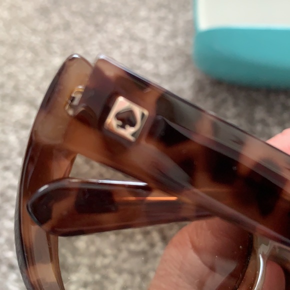 Kate spade tortoise shell Sunglasses - Picture 8 of 10